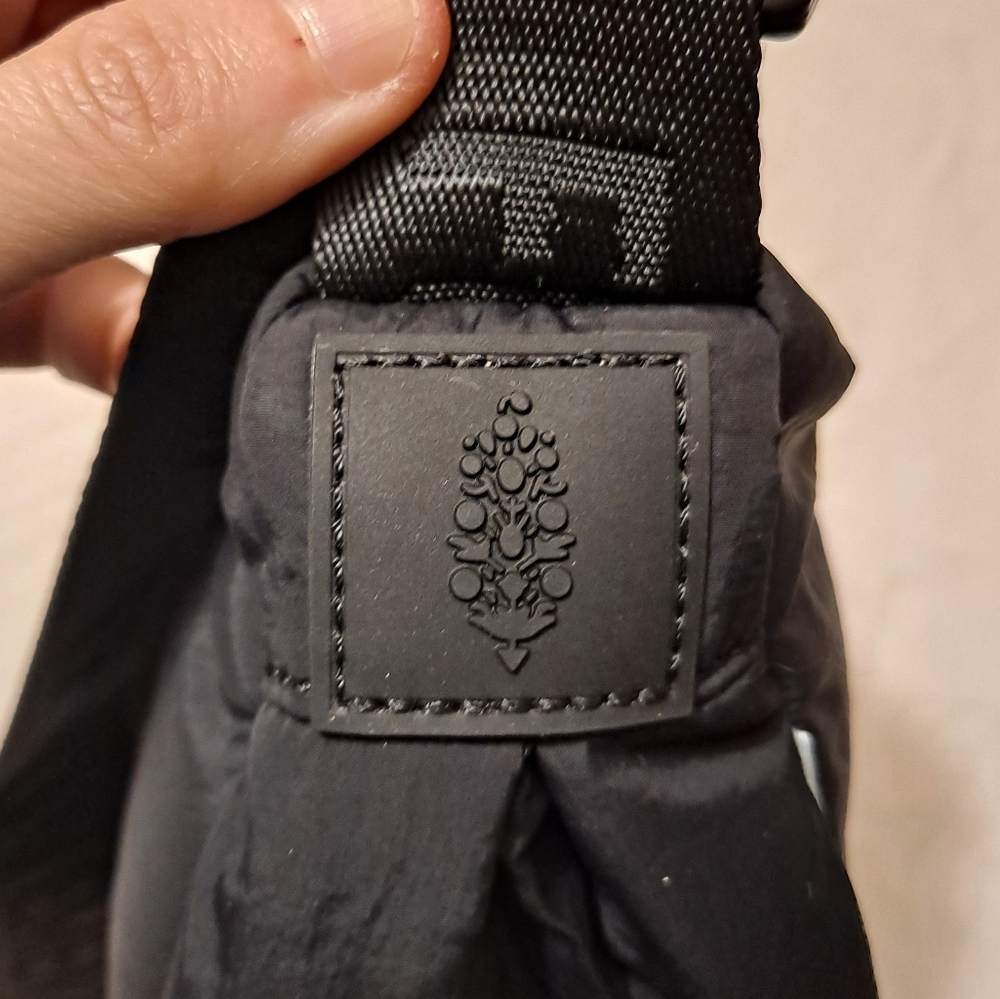 Free People Movement Black Crossbody Sling Bag with Adjustable Strap - Picture 9 of 10